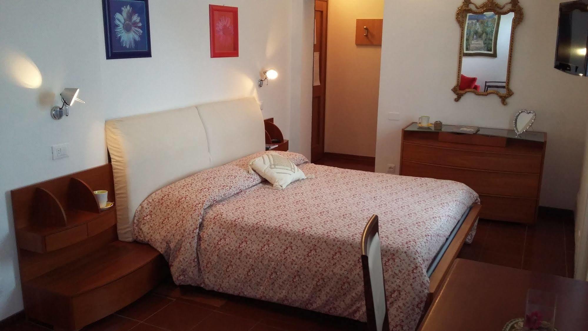 Hotel Porta Romana Di Luce Hotels Siena Eksteriør billede